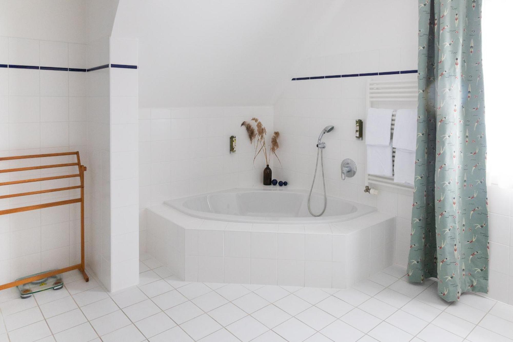 Appartementhotel Am Weissensee Ngoại thất bức ảnh